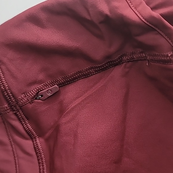 NWT CRZ YOGA High Waisted Workout Shorts l - Picture 7 of 16